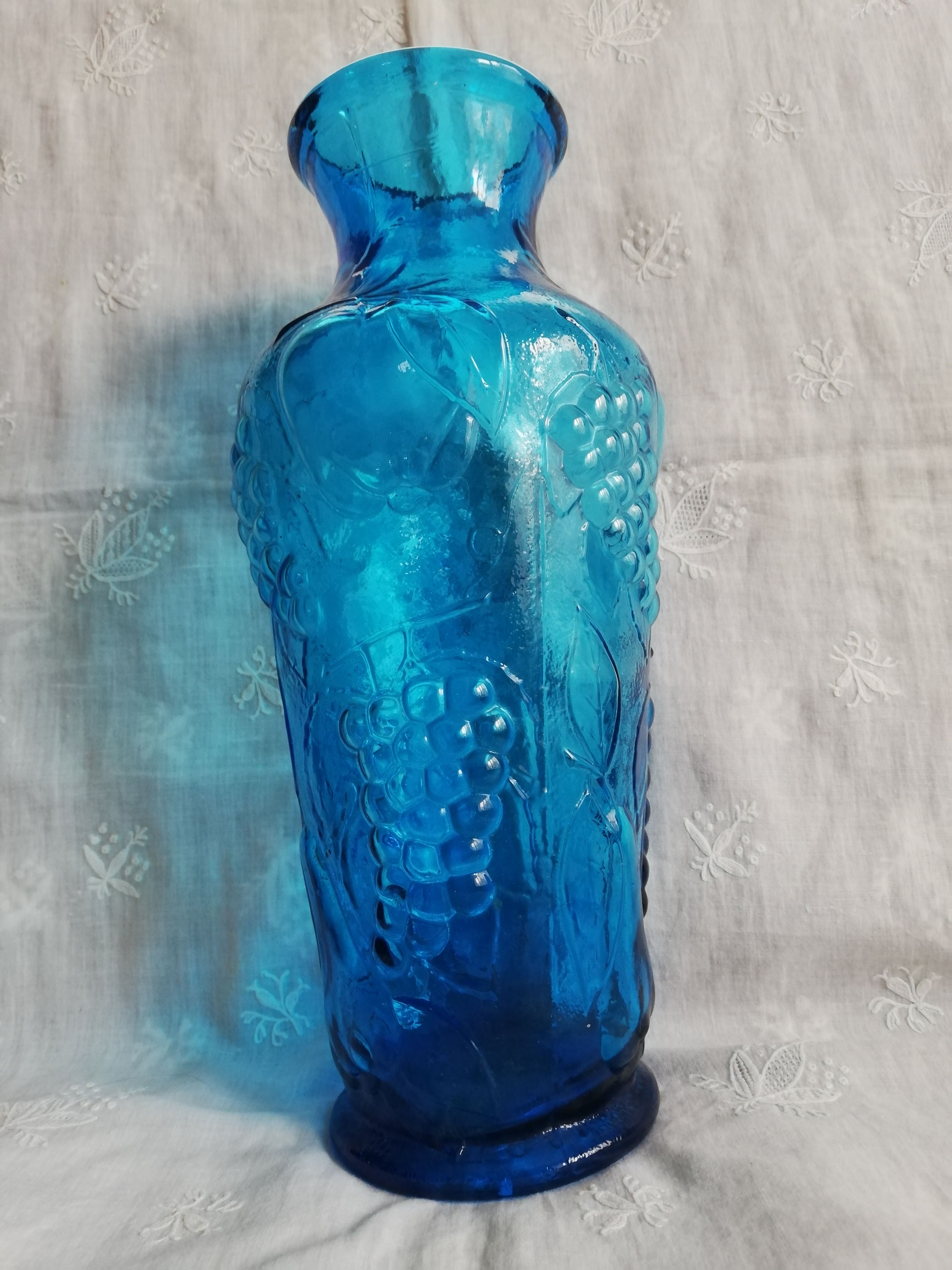 Italian vase in engraved blue glass