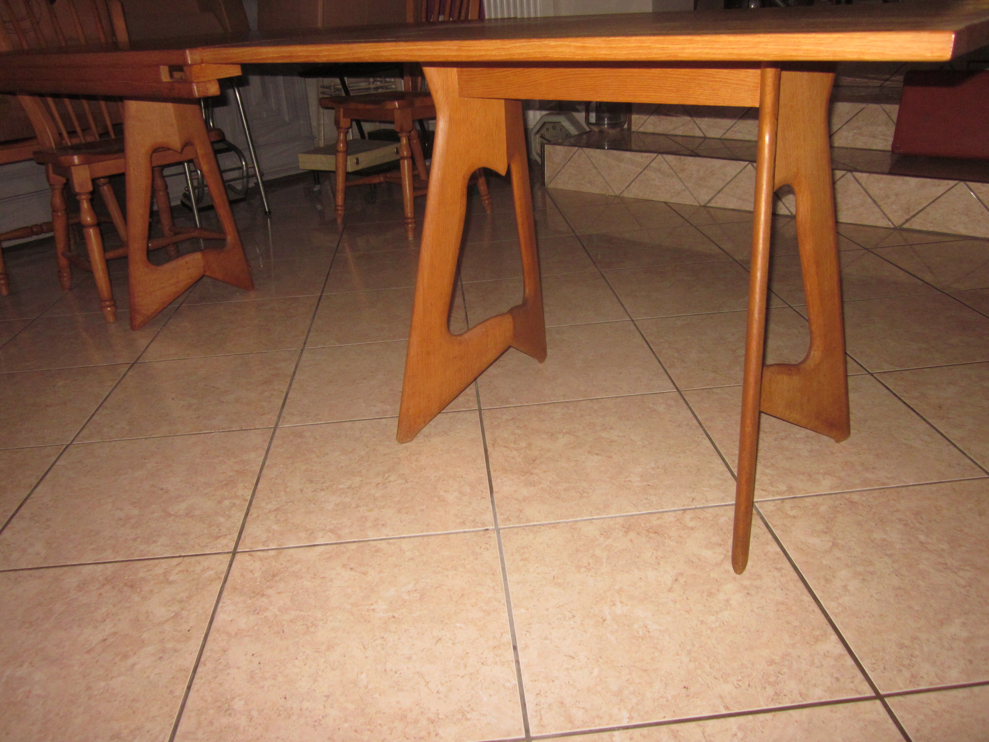 Table extensible par Guillerme et Chambon
