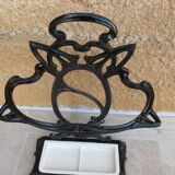 Cast iron umbrella holder
