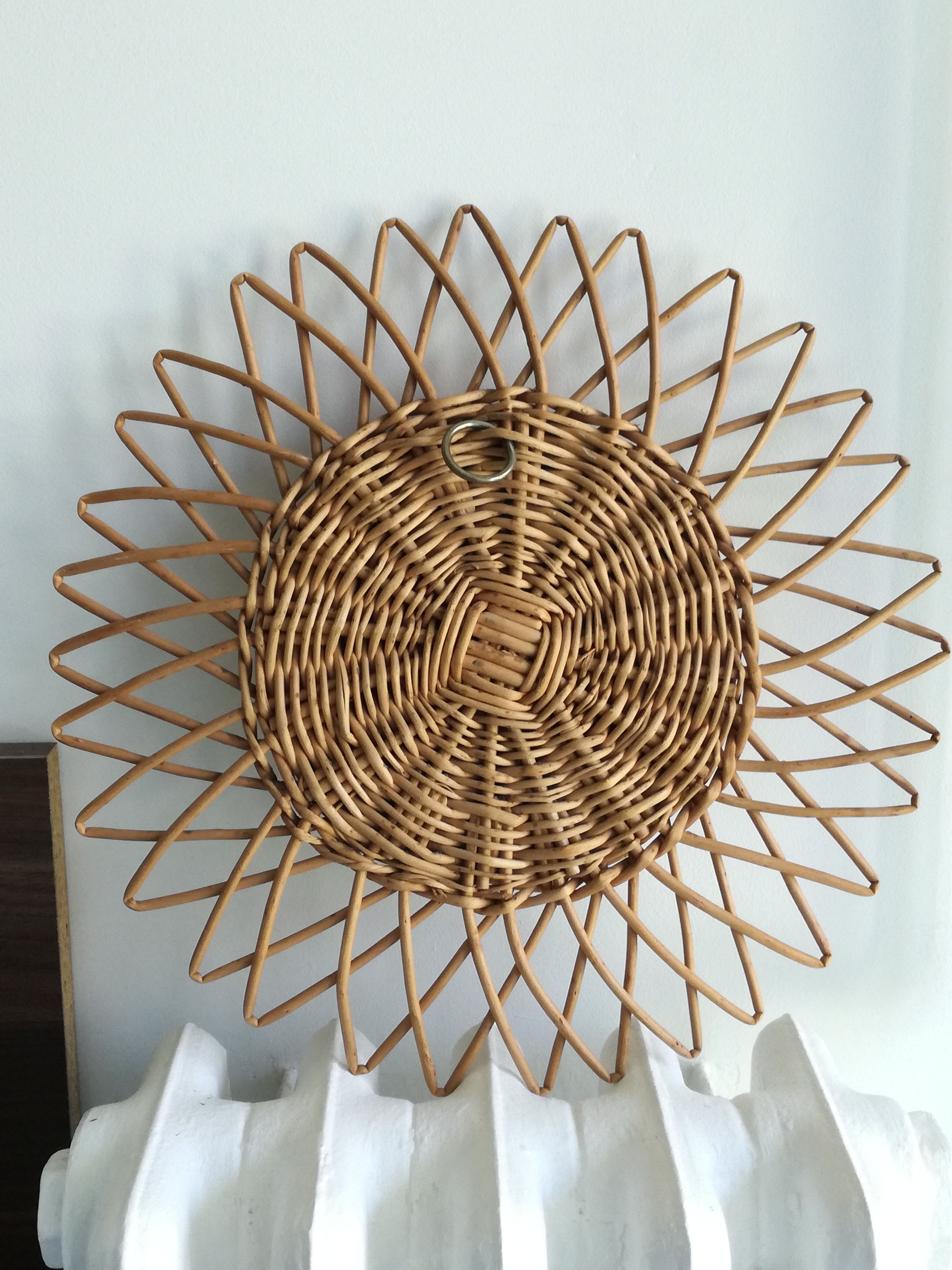 Sun rattan mirror 30cm