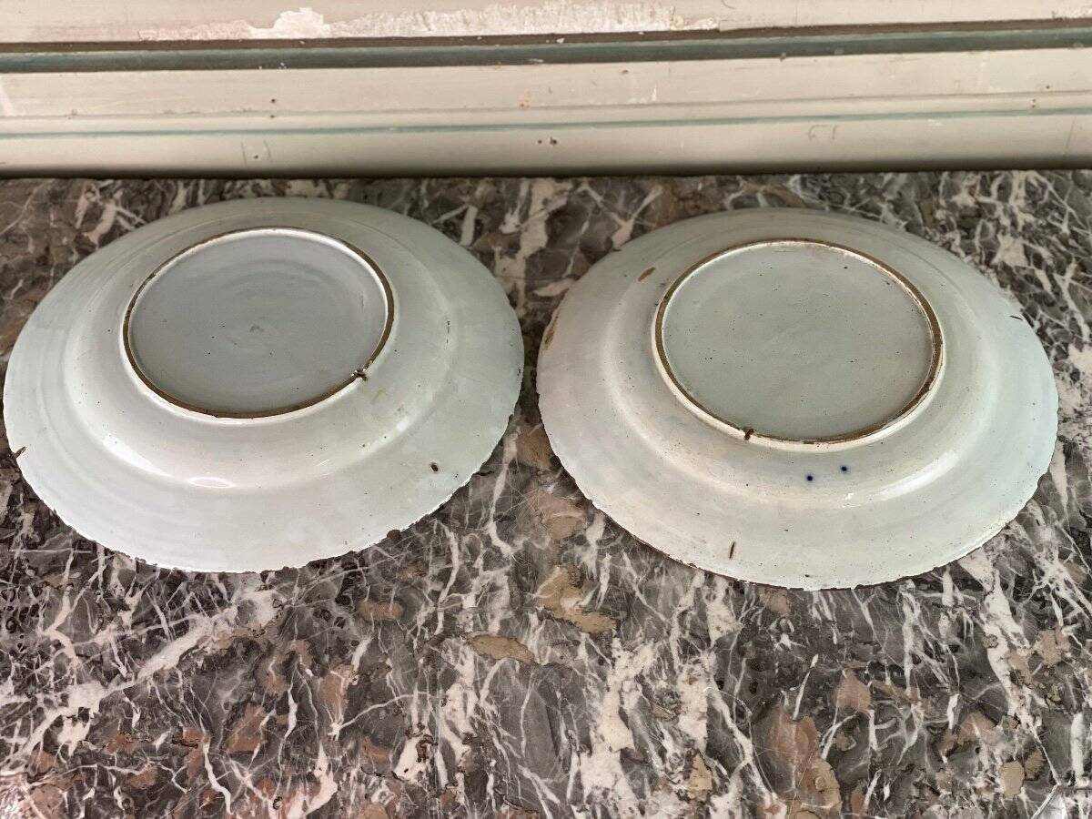 Paire de plats en faïence de Delft, XVIIIème siècle