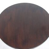 Salon table, plant stand table, plant support table.