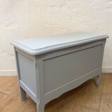 Toy chest