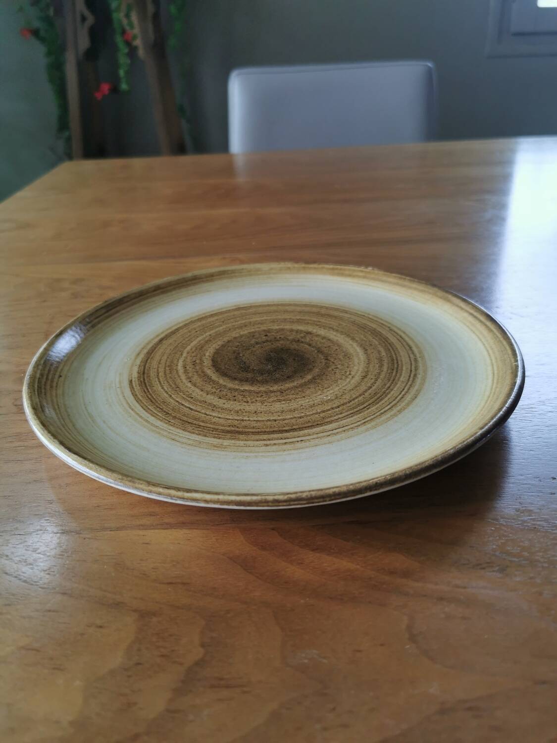 Set of 10 vintage Longchamp plates