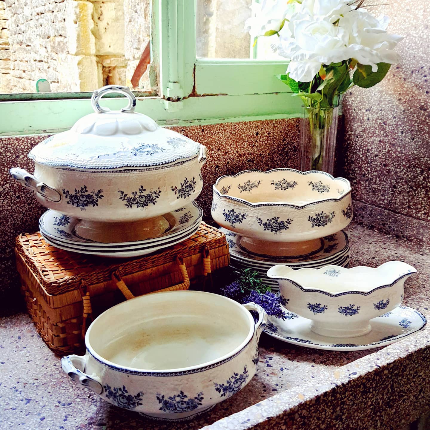 Badonviller model Richelieu hollow dish