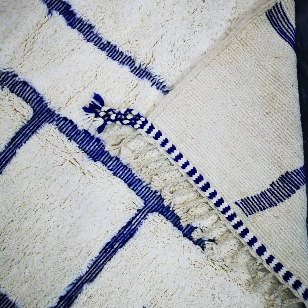 Traditional handmade wool rug 2.5 x 1.5 m