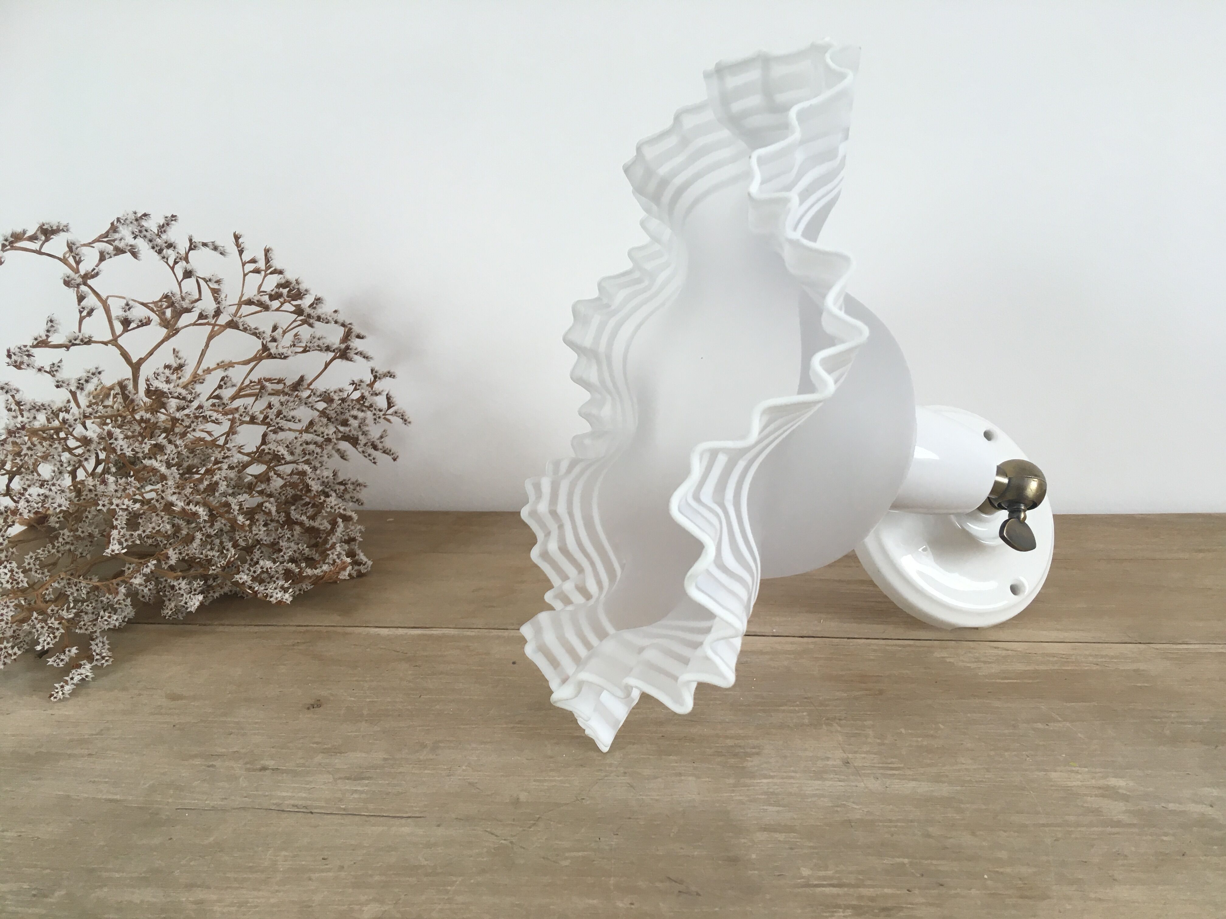 Tulip wall lamp glass collar and porcelain base