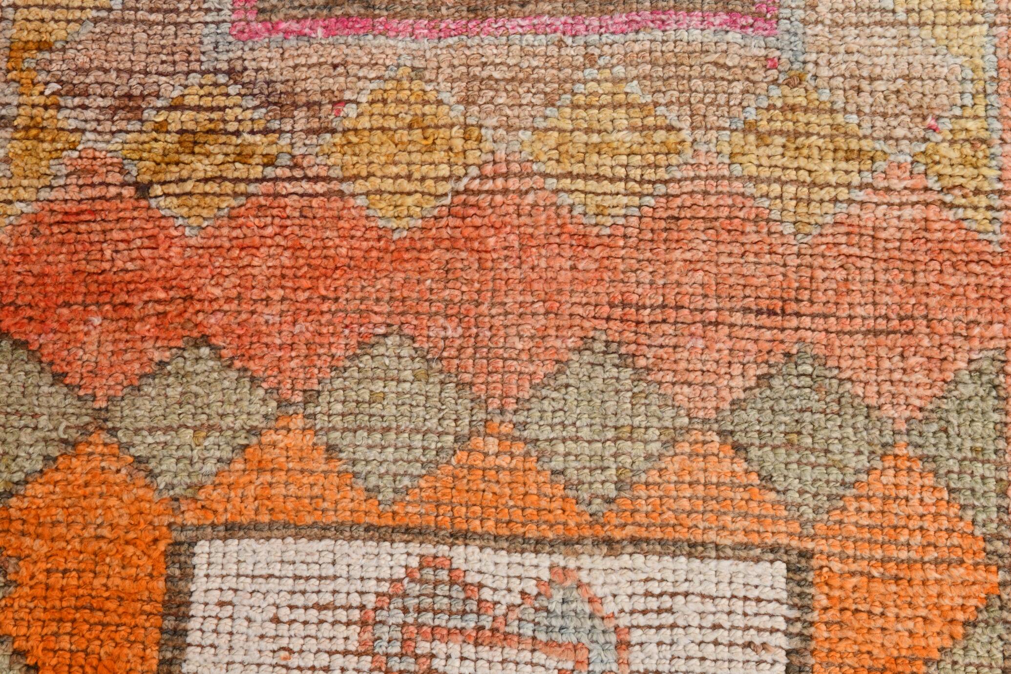 Tapis couloir kilim vintage , Orange, rose et beige boho pastel, 98x332 Cm