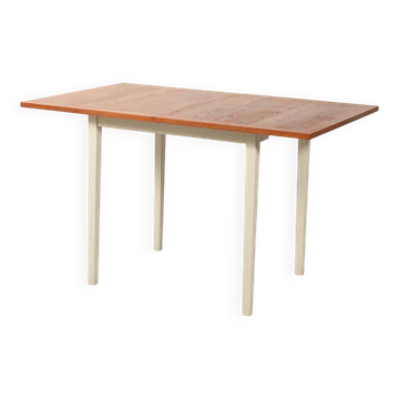 Scandinavian folding table in teak