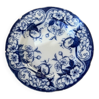 Old round dish Creil and Montereau