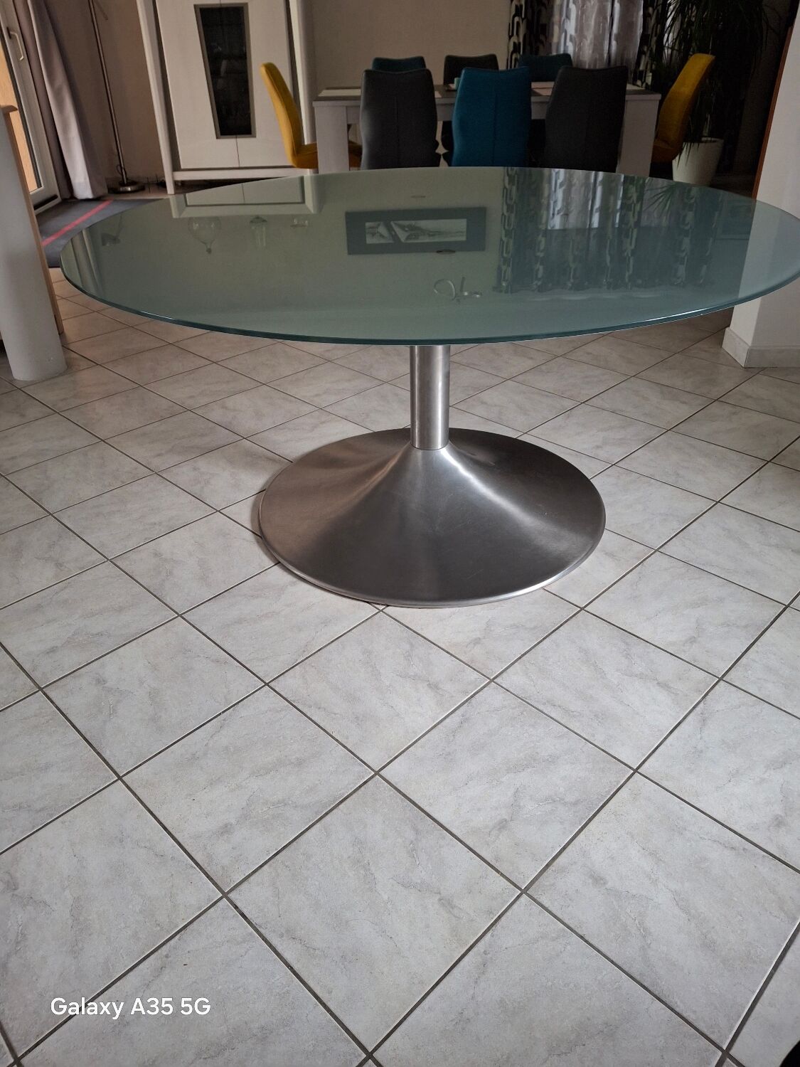 Round table Vesuvius 160 cm Gold