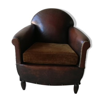 Years 30 leather club armchair