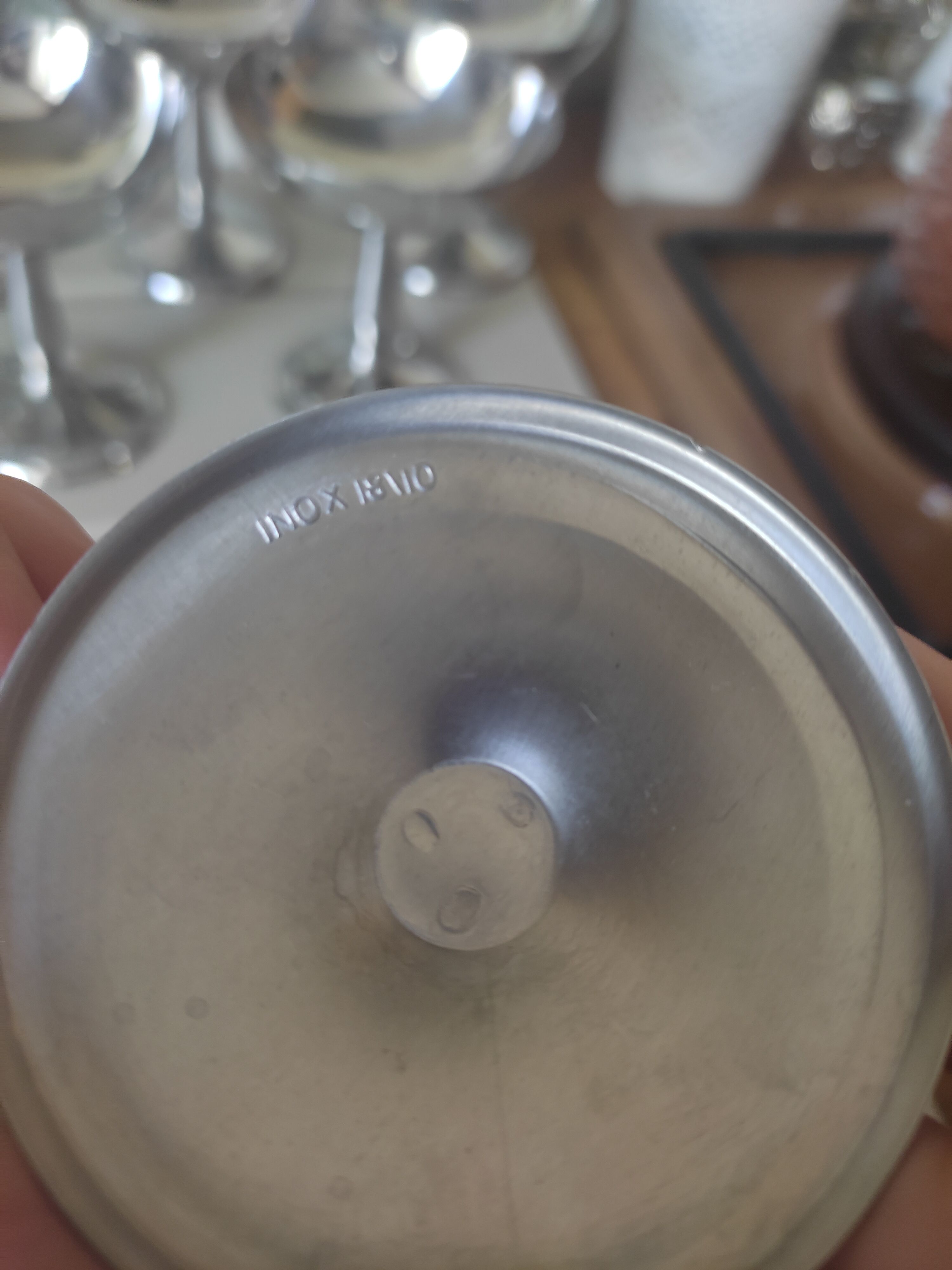 Stainless steel standing cuts