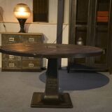 Industrial lathe table