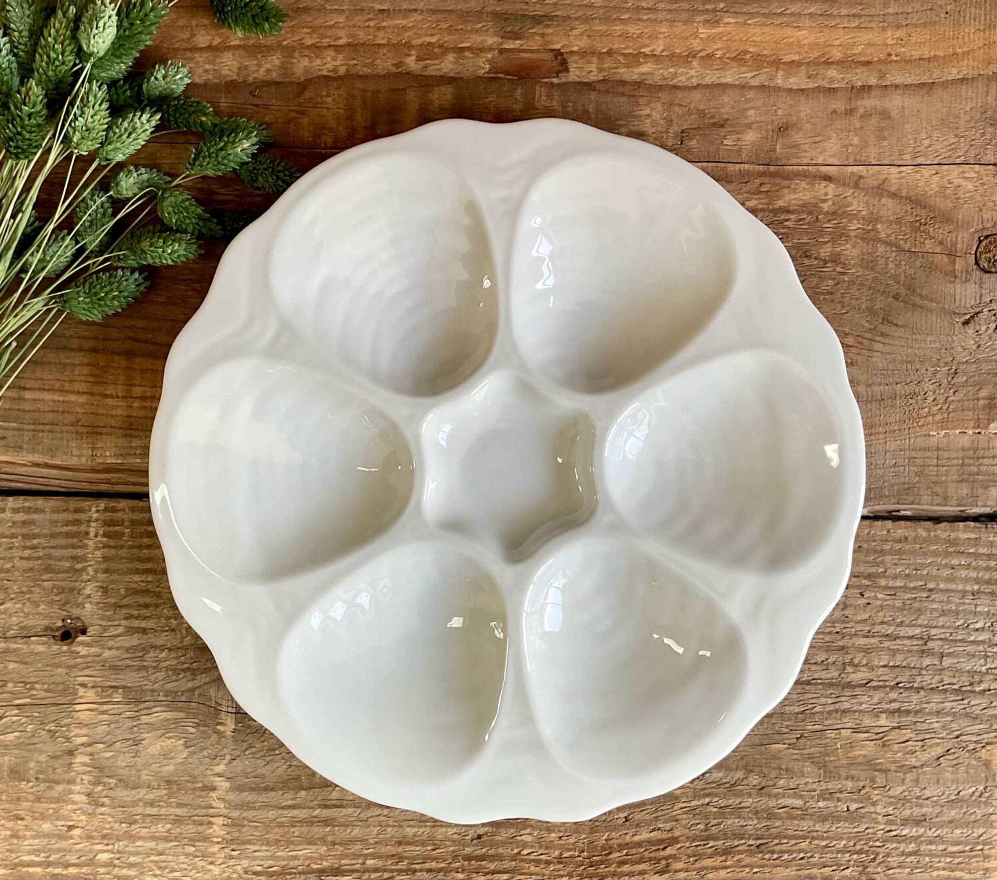 2 assiettes à huîtres porcelaine  Apilco France