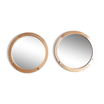 Paire de miroirs ronds scandinaves en pin 70's