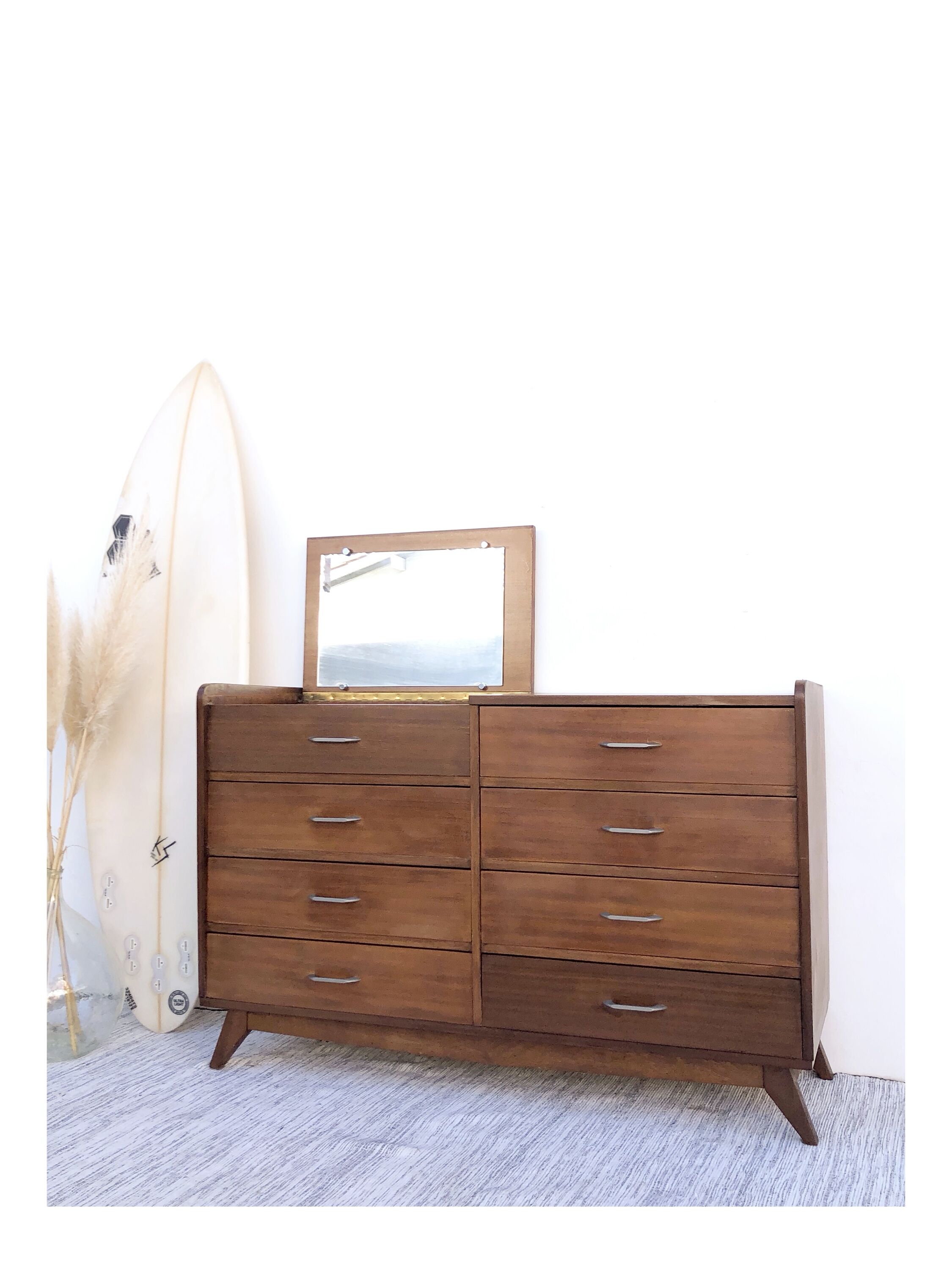 Vintage chest of drawers
