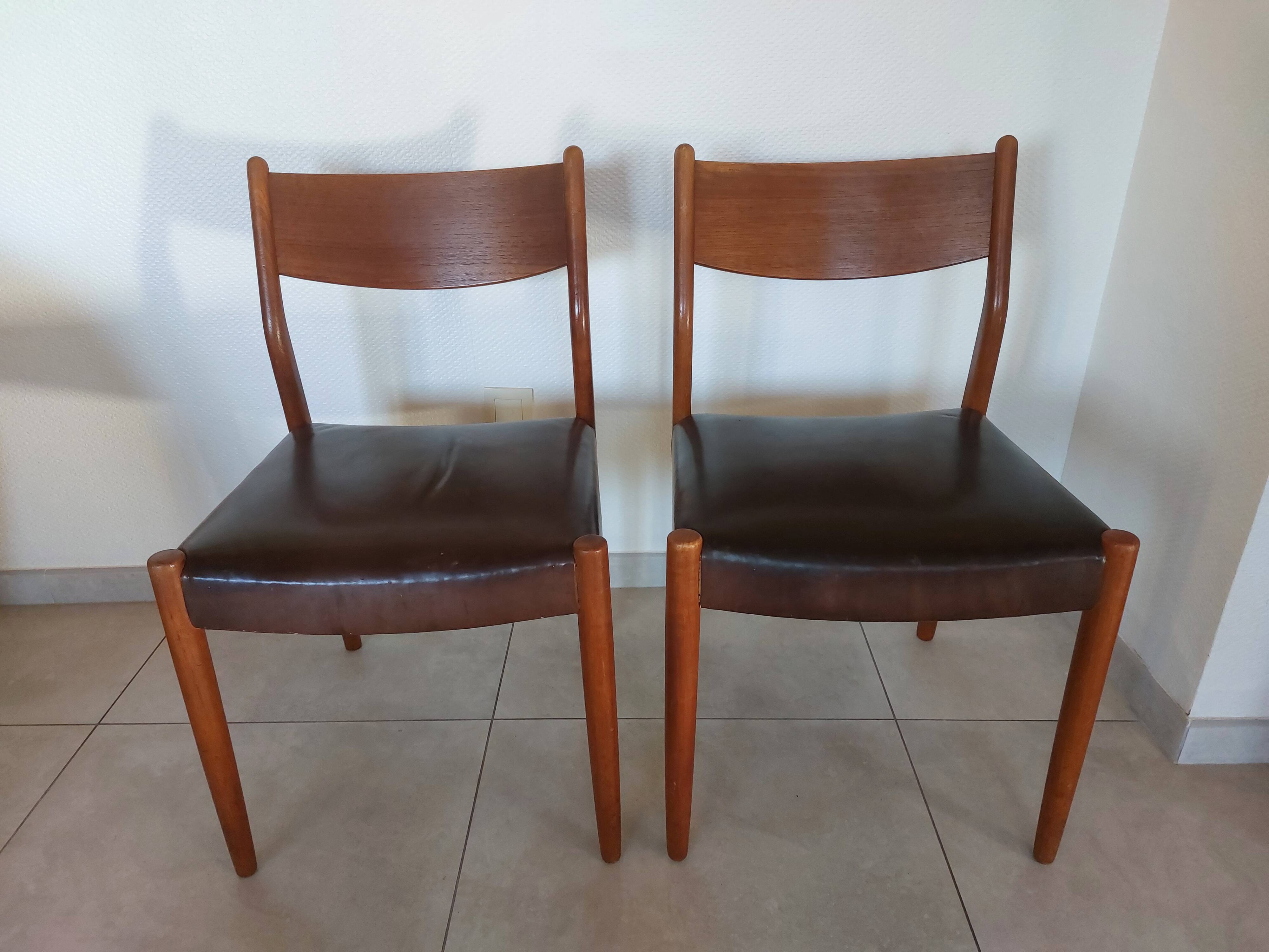2 Fristho Franeker chairs, Scandinavian, teak and leather.