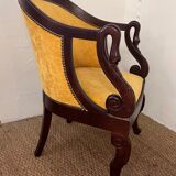 Gooseneck gondola chair