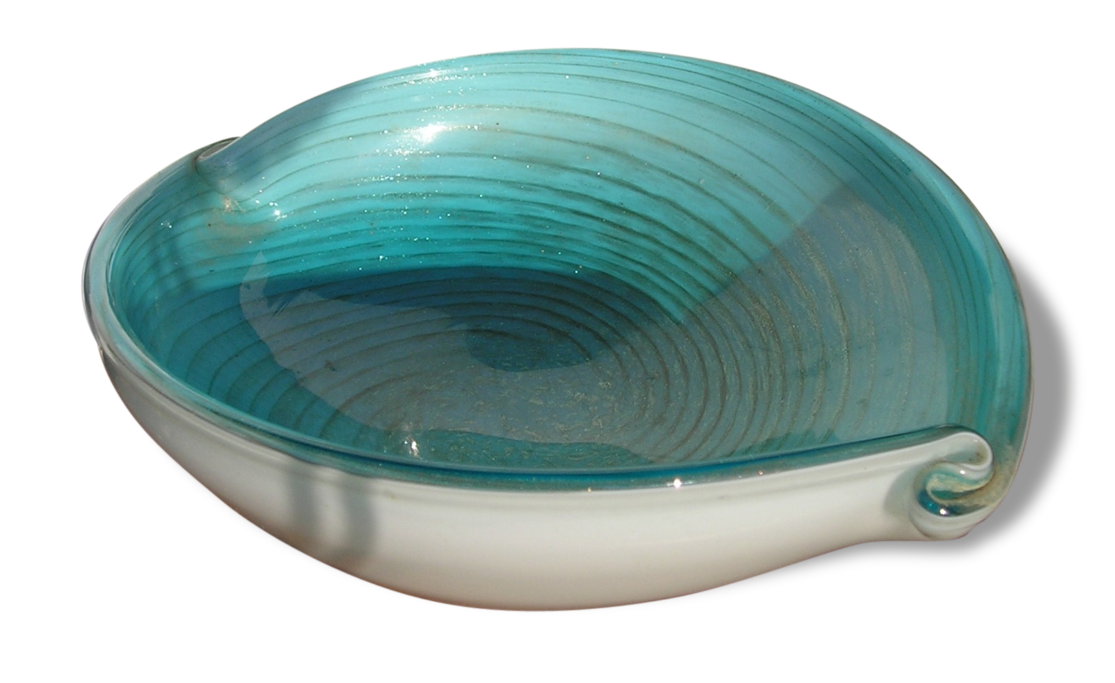 Glass multi-coated, vintage 70's glove cut