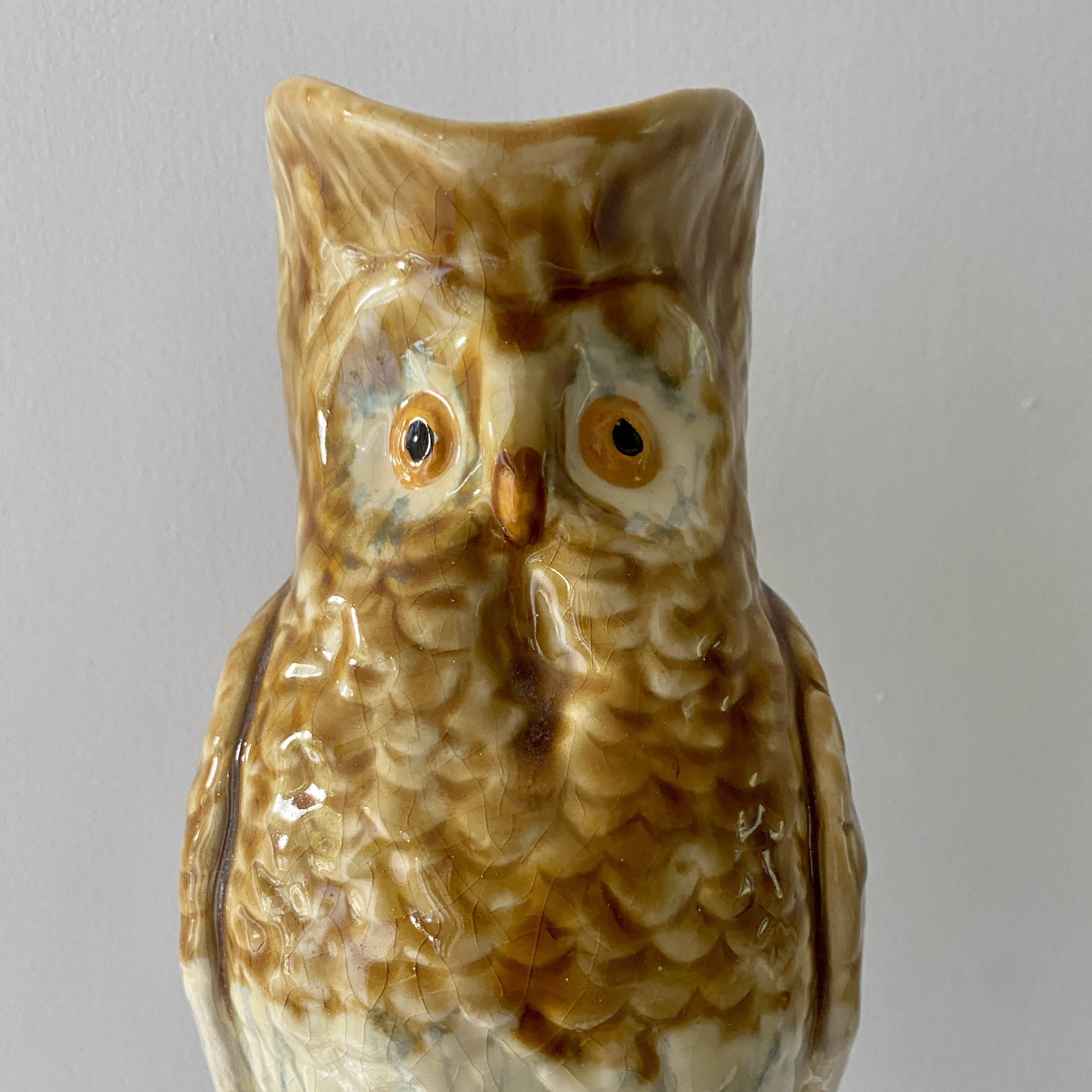 Pichet - carafe vintage en barbotine en forme de hiboux