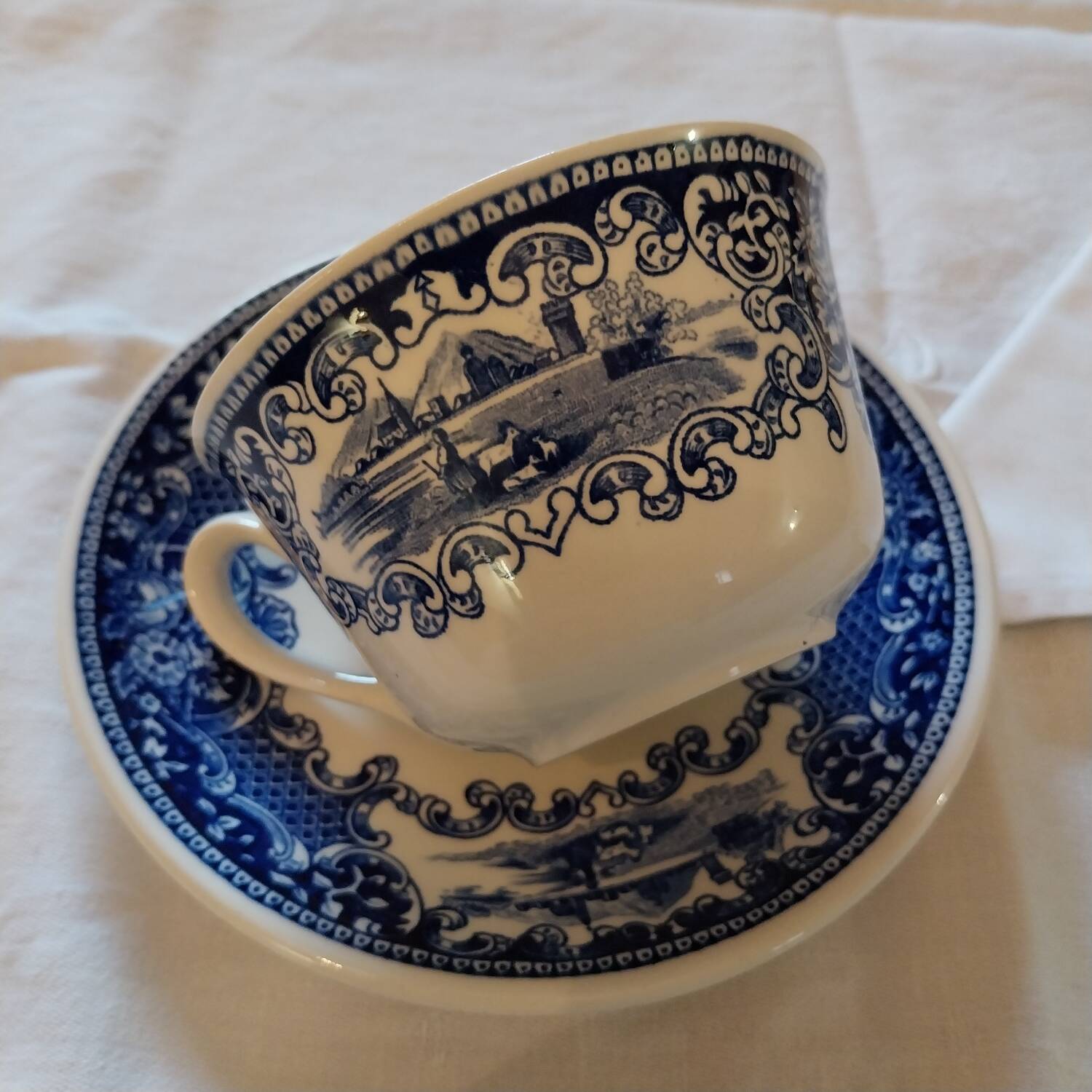 Royal Sphinx Large Teacup