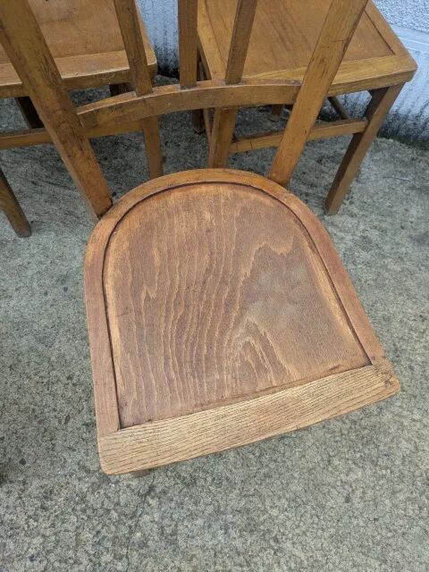 Lot de chaises bistrot