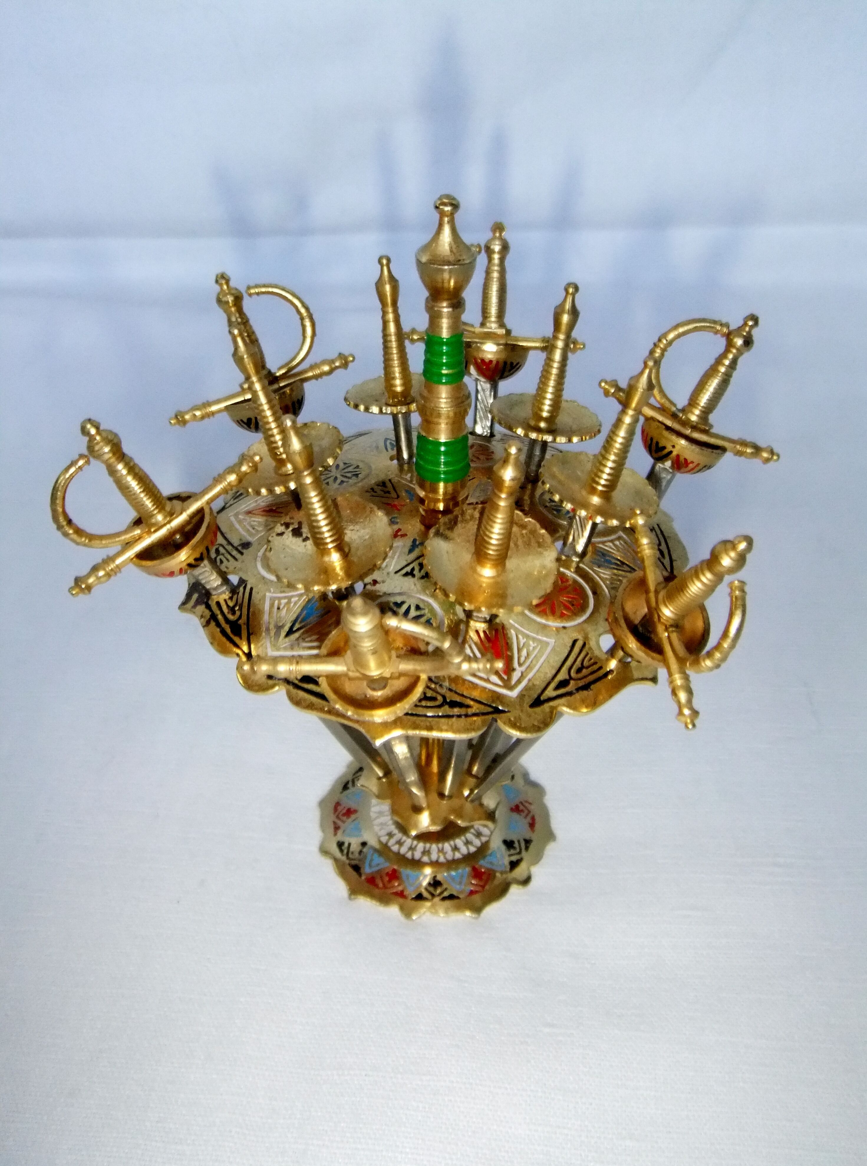 Lot De 12 Piques à Apéritif Toledo Sur Support – Argent Et Laiton – Made In Spain