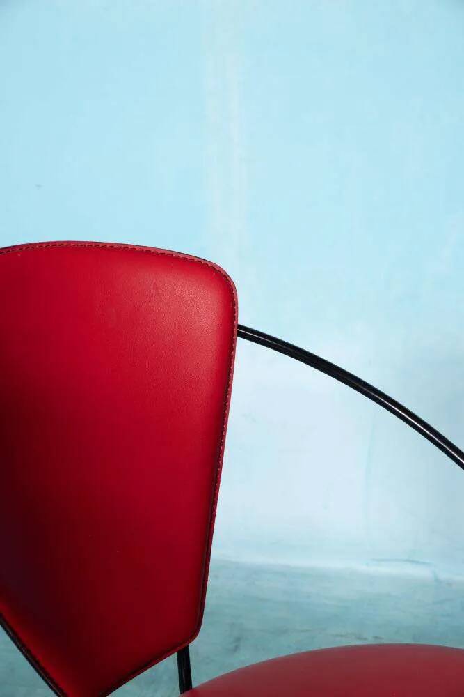 Ensemble de 4 chaises Linda, design italien des années 1980.