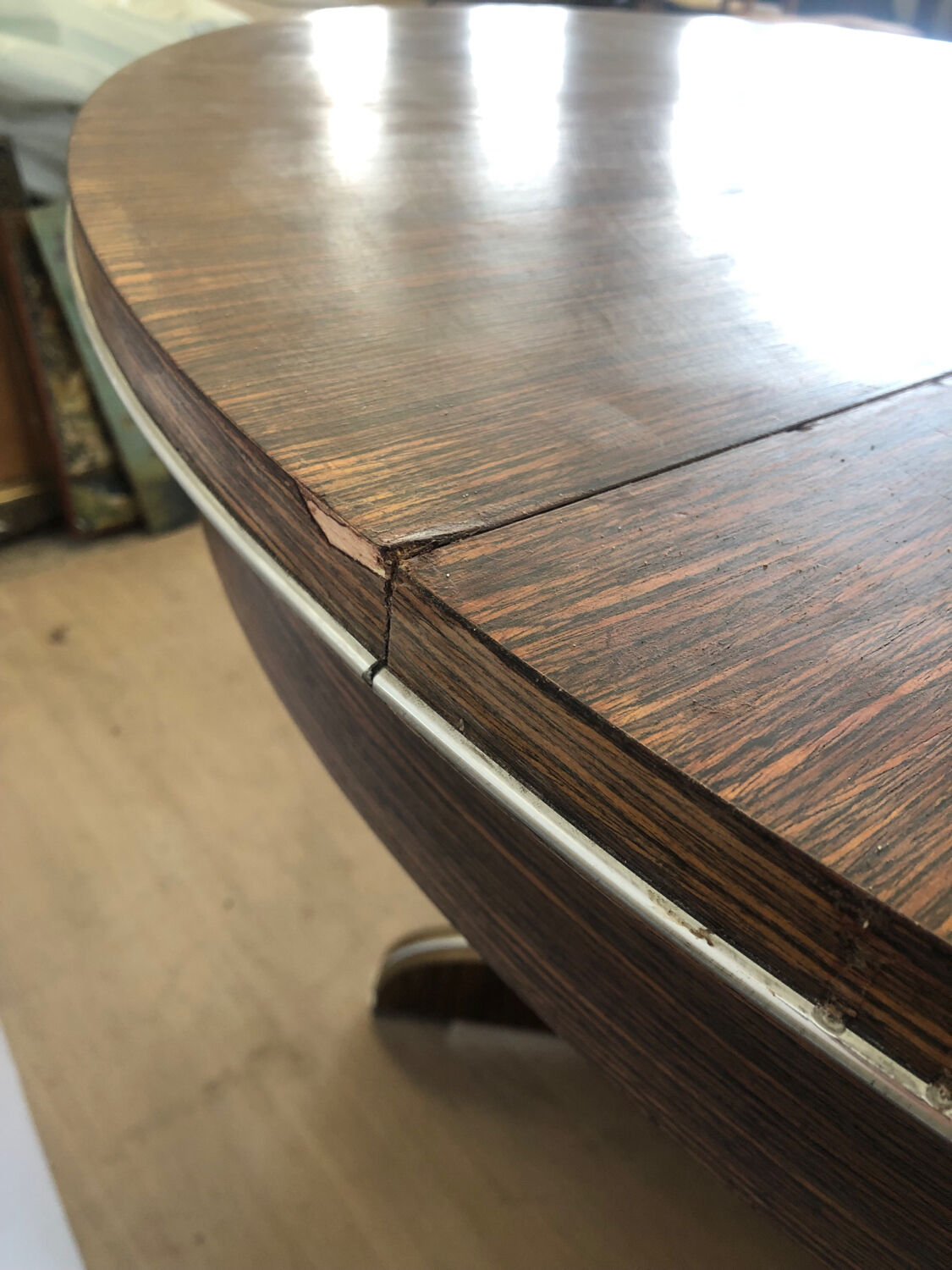 70s design round table