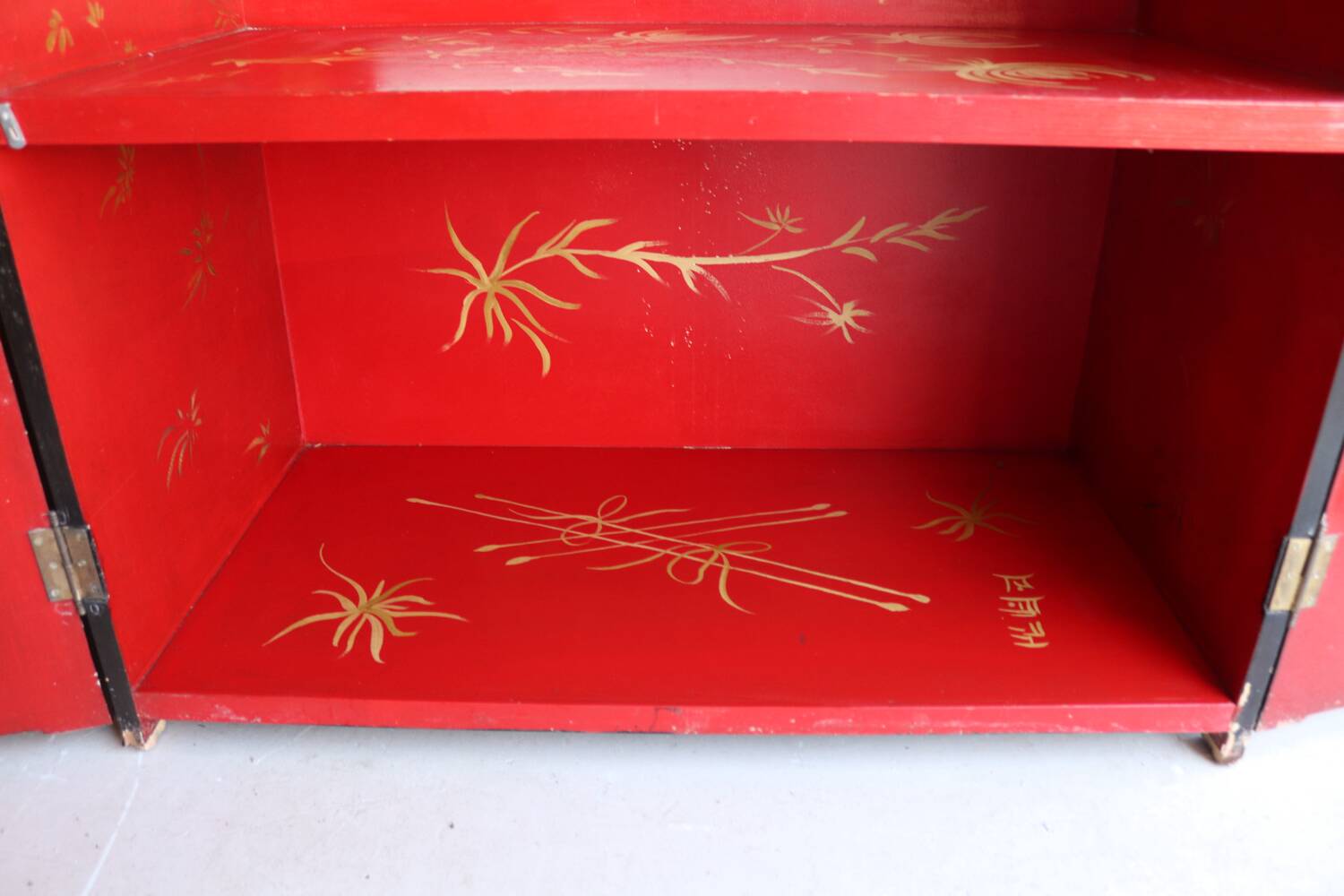Black and red chinoiserie wardrobe – illuminated vintage furniture