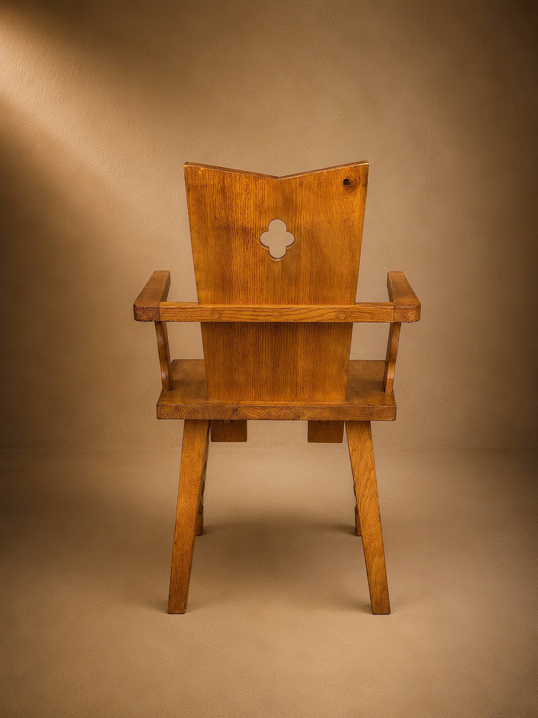 Paire fauteuils brutaliste chêne France Circa 1950