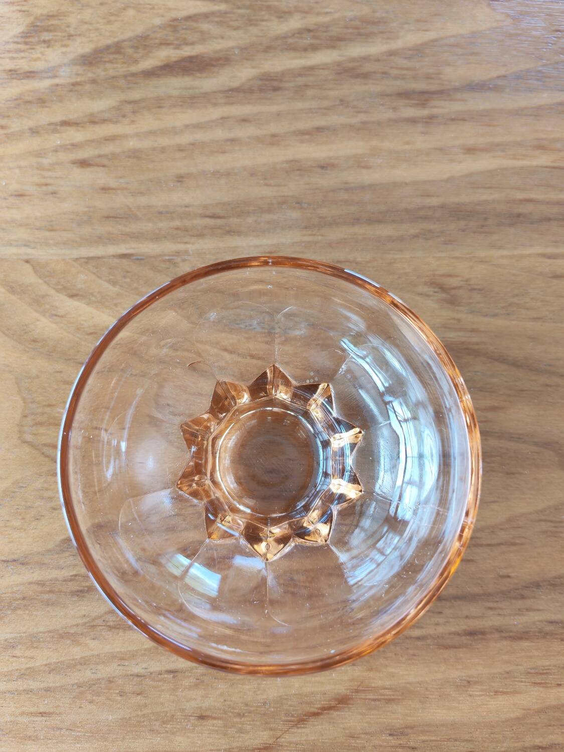 Lot de 12 coupelles art déco en verre