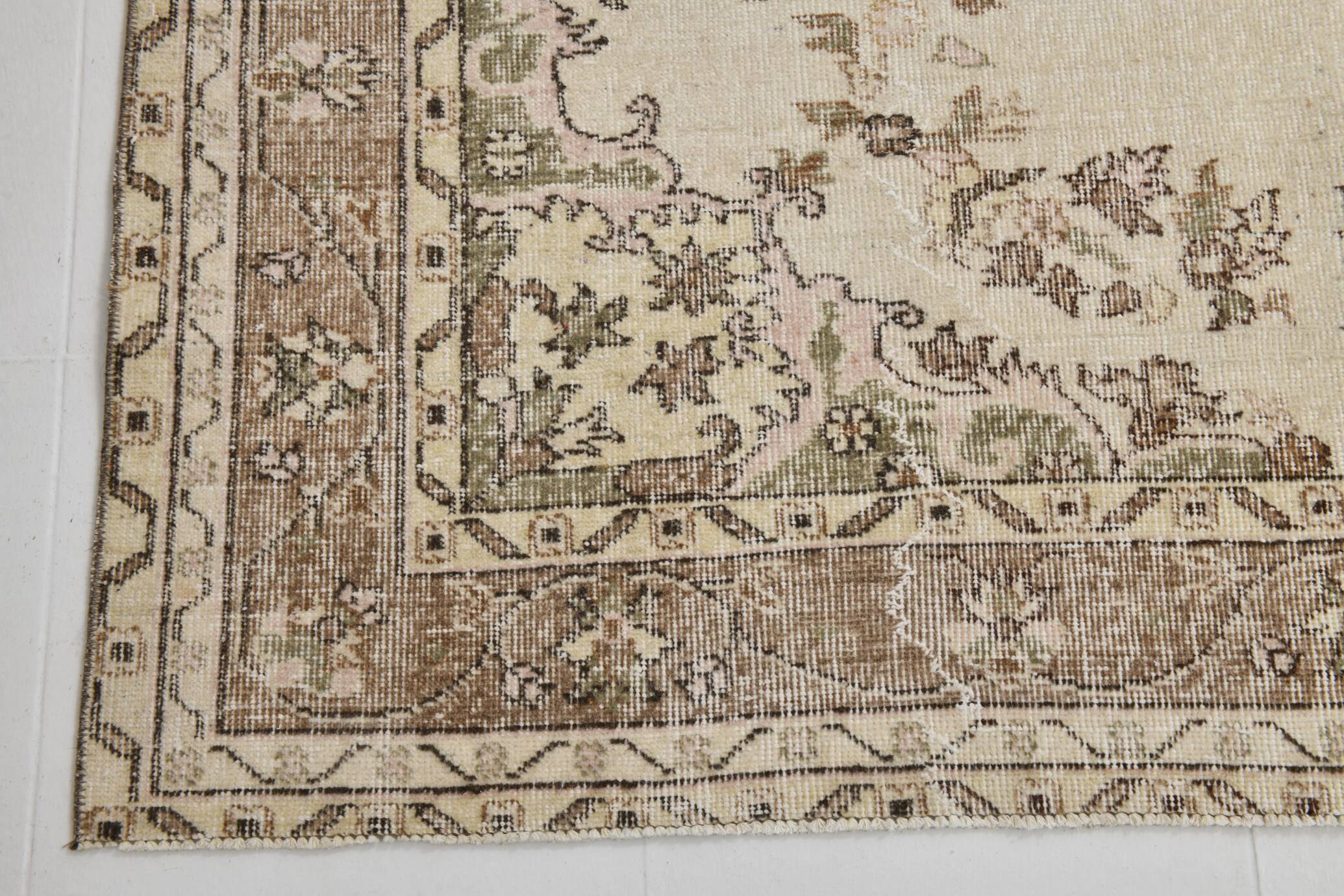 6x9 Beige & Brown Oriental Turkish Rug, 173x282Cm