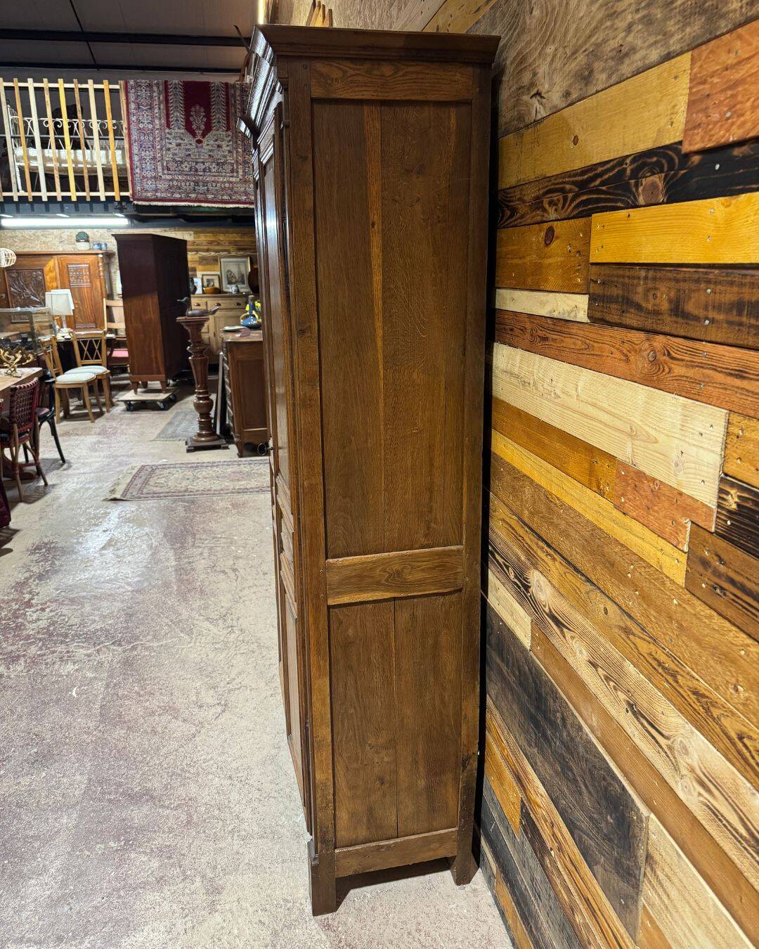 Small antique wardrobe - Mid 19th century