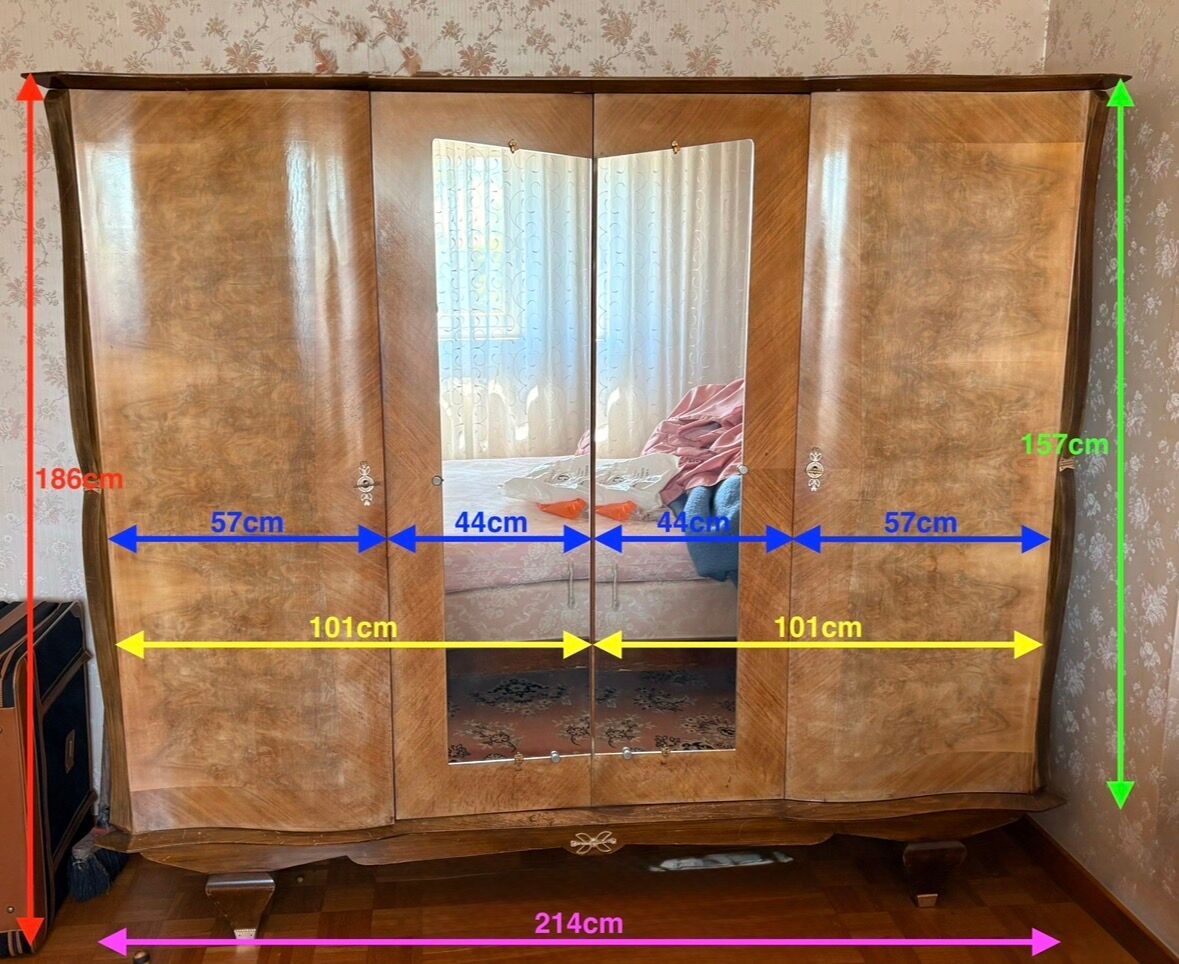 Grande armoire vintage en loupe de noyer - style Art Déco