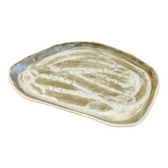 Green serving dish