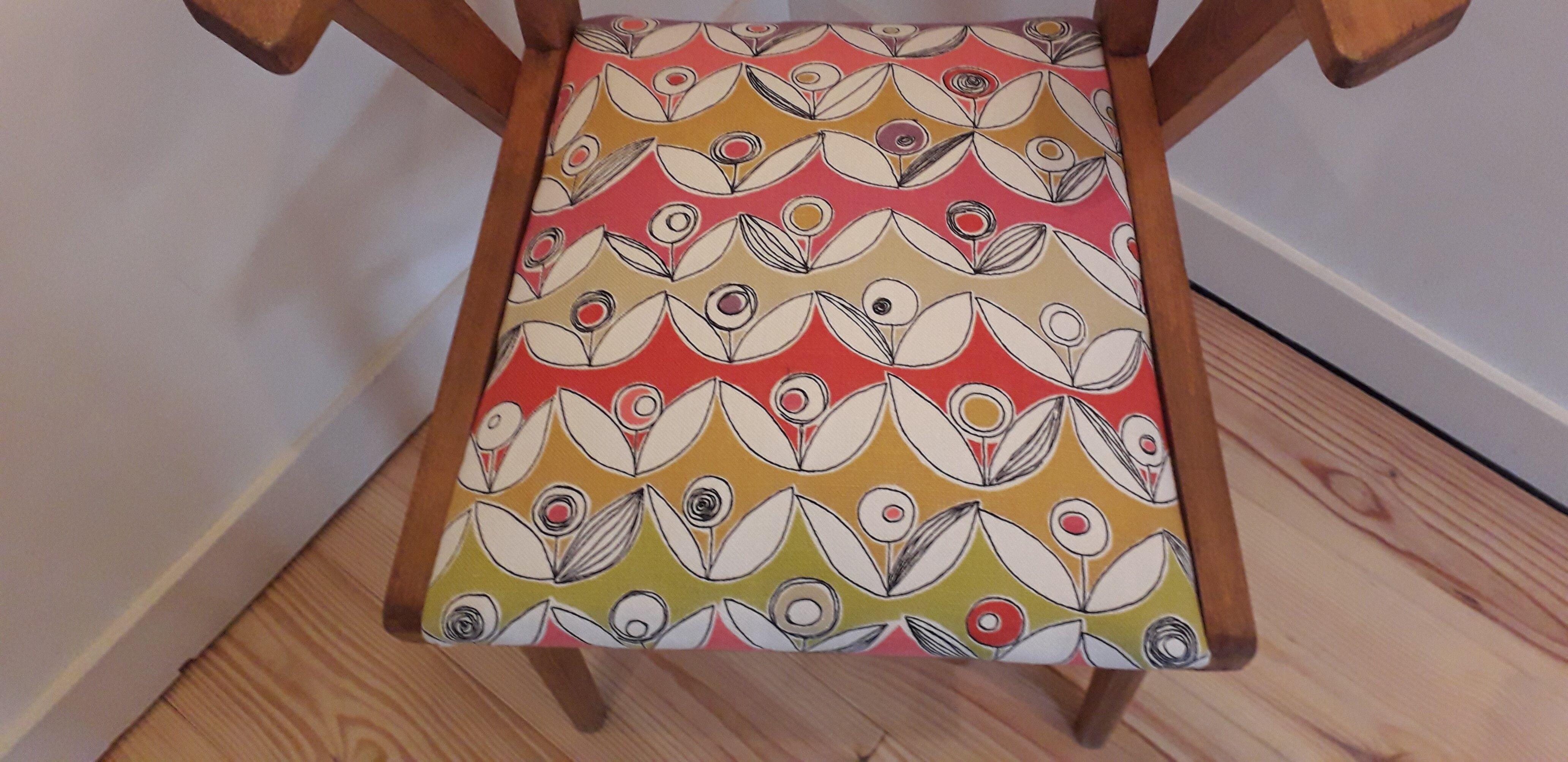 Armchair feet compass 60s