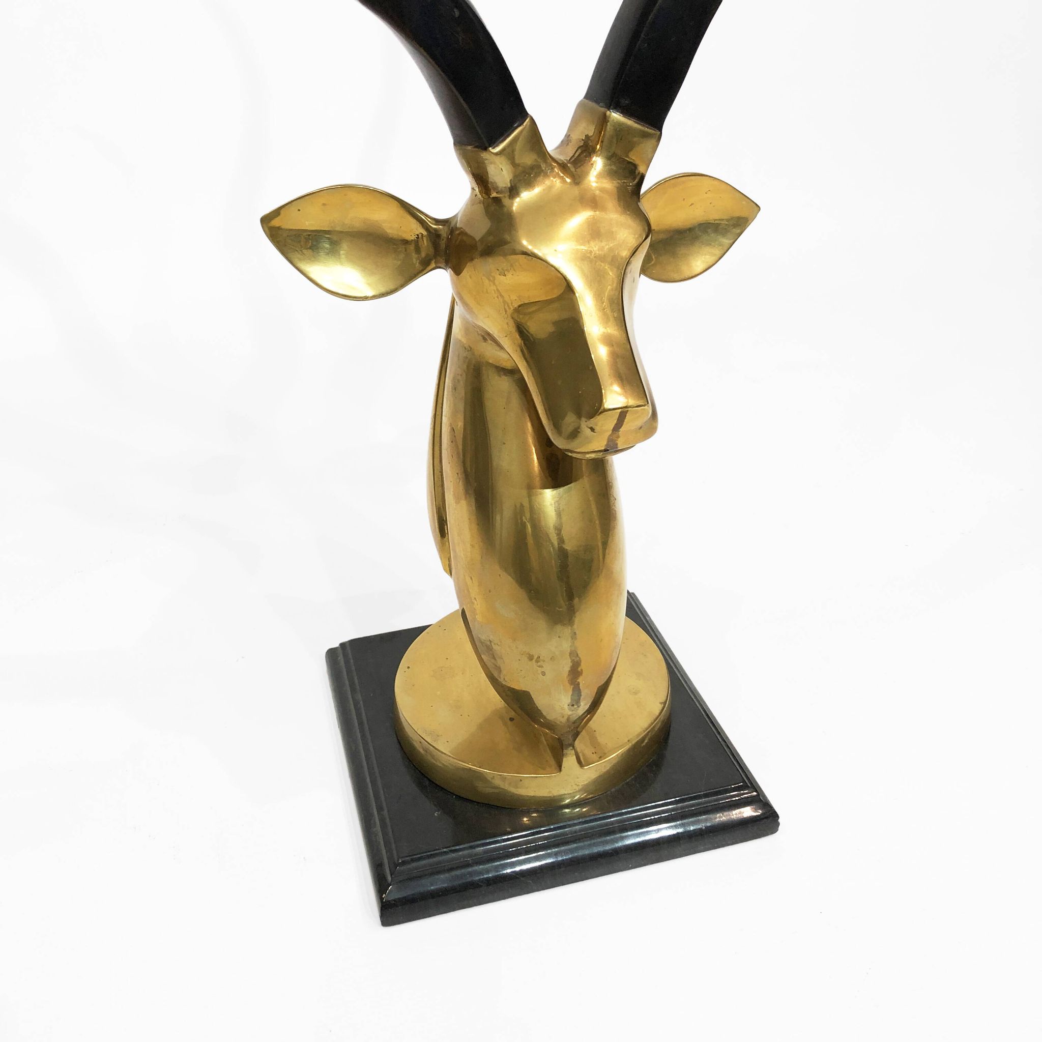 Sculpture en laiton et marbre de la tête d'antilope koudou des années 1970