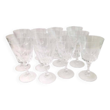 Set de 12 verres à vin cristal taillé