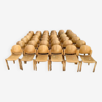Série lot de 40 chaises vintage empilables en hêtre lubke année 1970