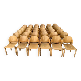 Série lot de 40 chaises vintage empilables en hêtre lubke année 1970