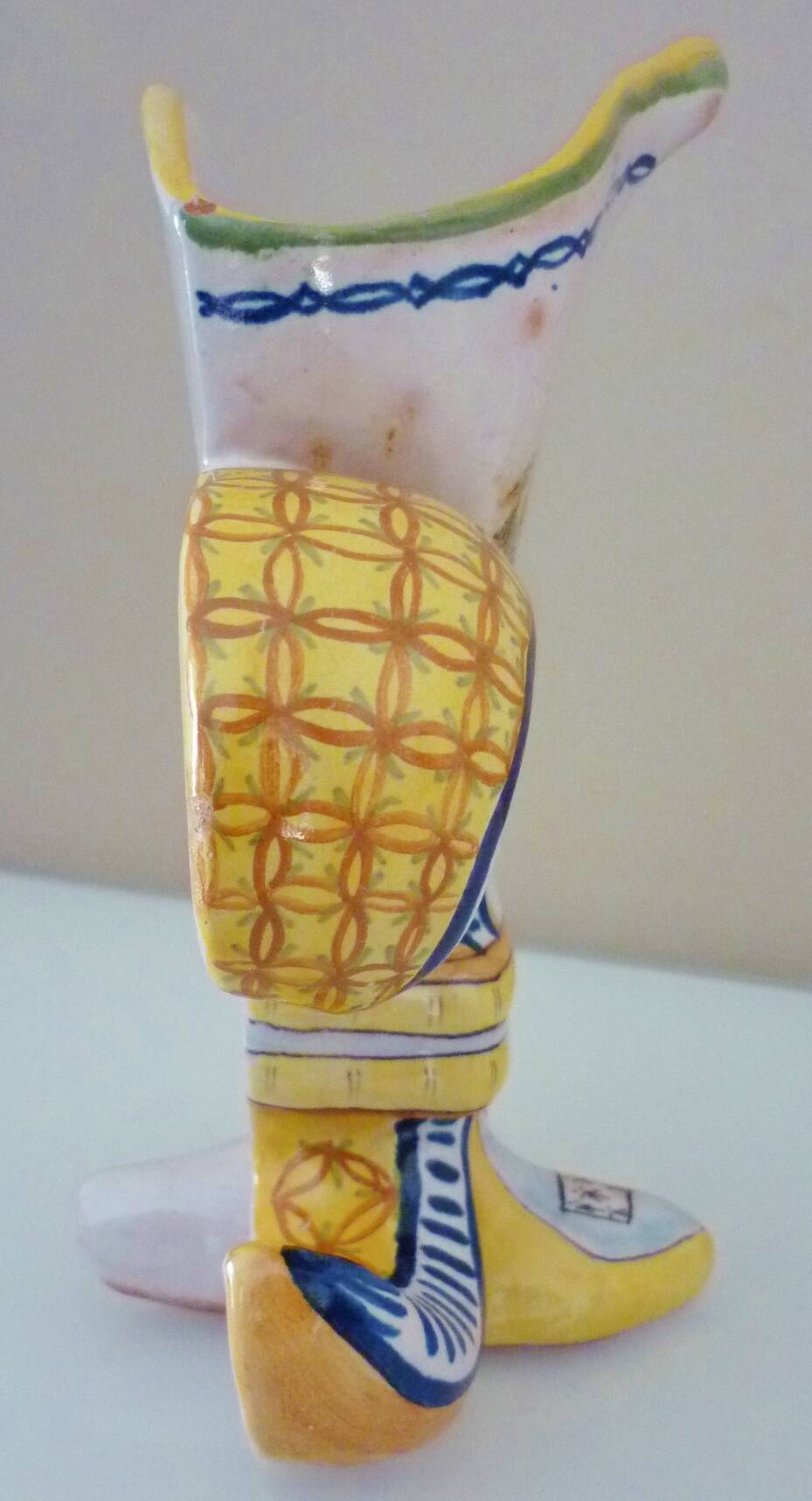 Fleur-de-lis shaped vase, glazed ceramic, Brittany, Quimper, Breton ermines, character