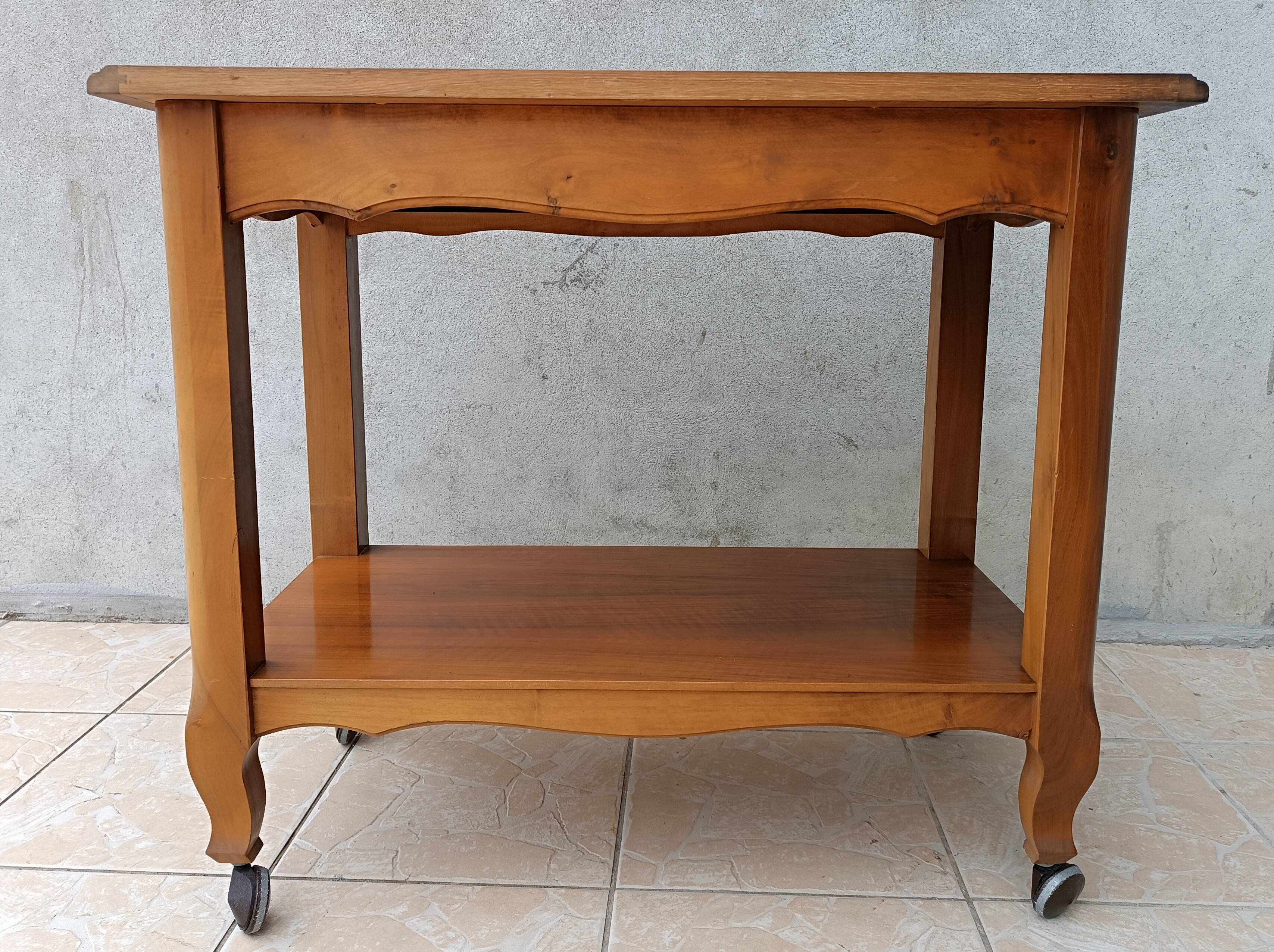 English-style cherrywood serving trolley