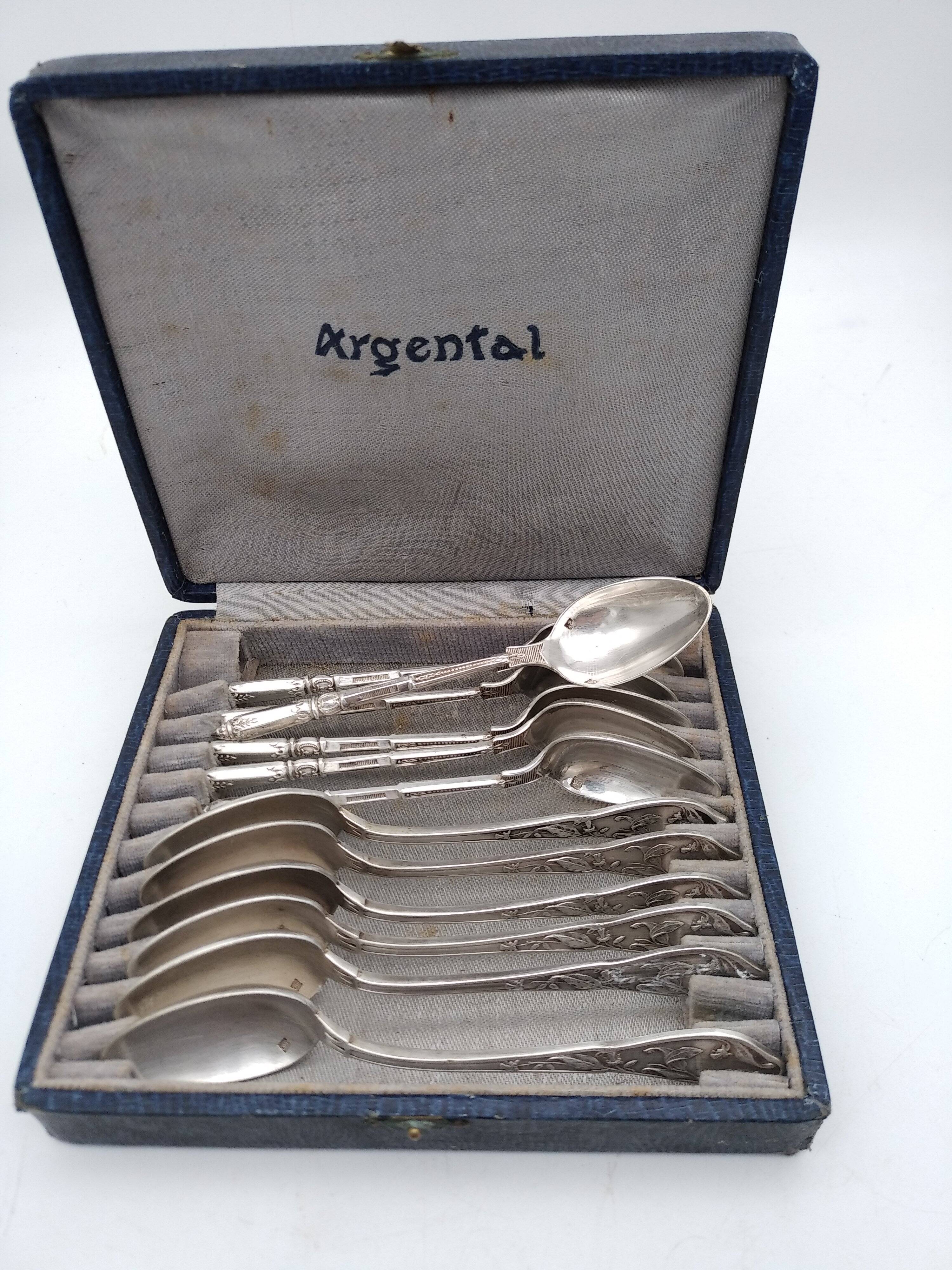 12 teaspoons/moka. 6 Boulenger and 6 laurel marking.