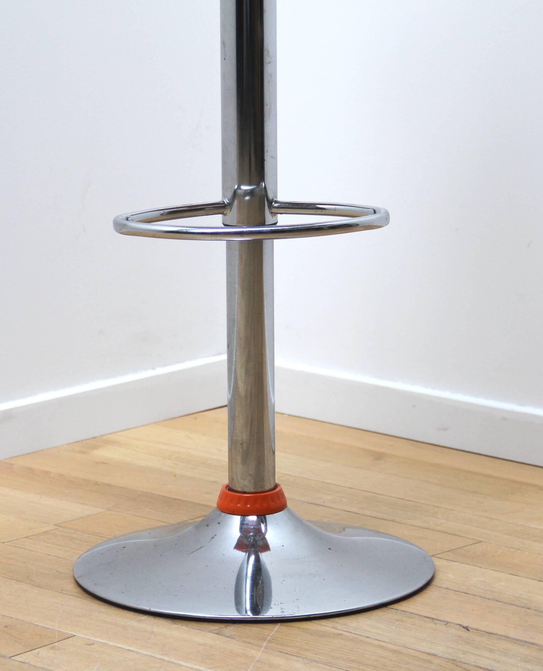 Pair of bar stools, industrial