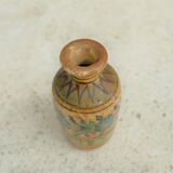 Vase en céramique ancien
