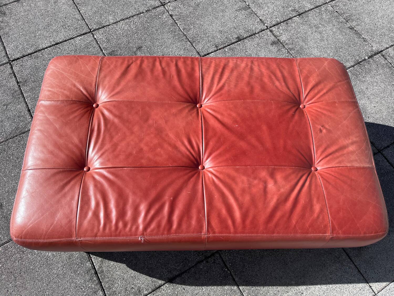 Banquette cuir rouge