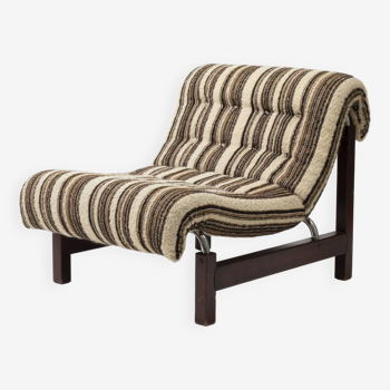 Low sling chair in wood, metal and striped boucle fabric, Netherlands, 1970s