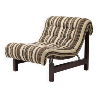 Low sling chair in wood, metal and striped boucle fabric, Netherlands, 1970s